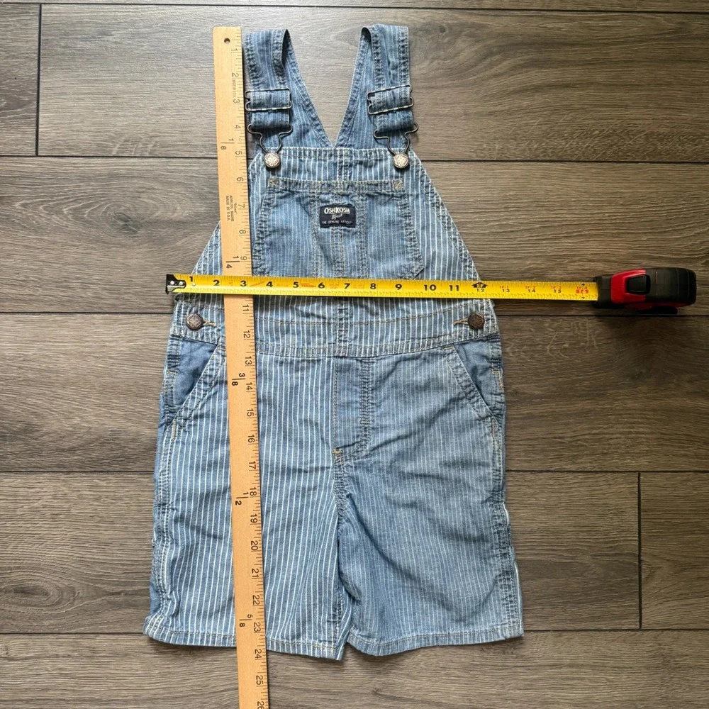 Vintage y2k OshKosh Bgosh Toddler 5T Hickory Stripe Denim Shortalls Blue White